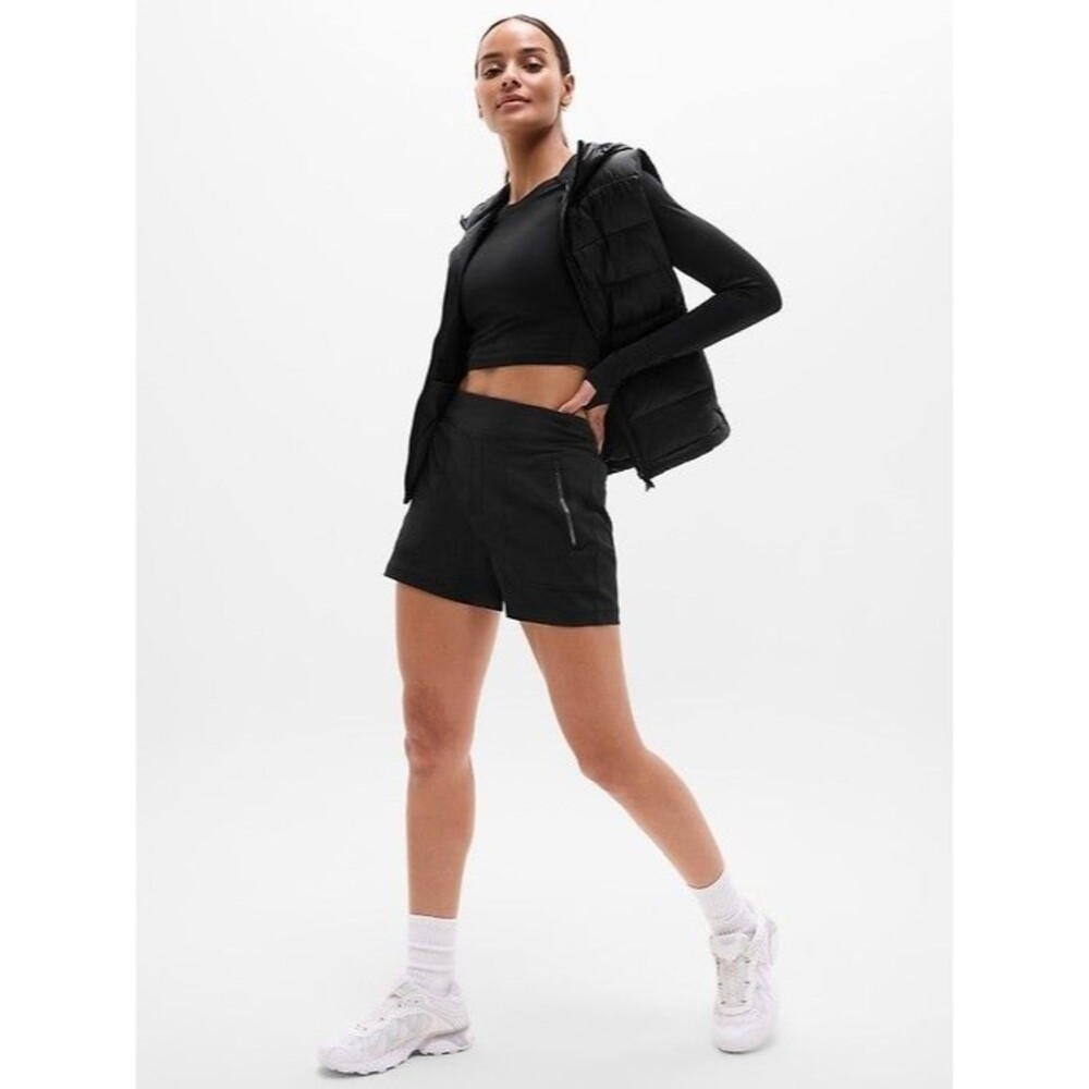 Athleta Trekkie North Shorts Black Nylon Hiking Active Size 8 Athliesure